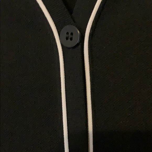 DKNY  button down size M - Picture 3 of 5